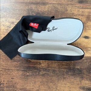 Ray-Ban Black and Cream Glasses Case